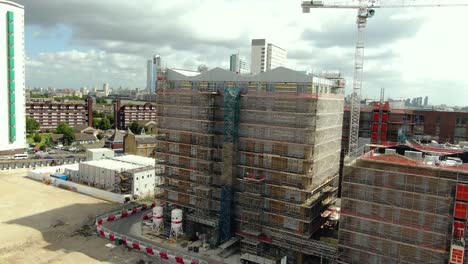 Toma-Aérea-Del-Sitio-De-Construcción-En-Londres