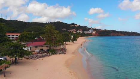 Epische-Luftaufnahme-Des-Strandes-Gran-Anse-Auf-Der-Gewürzinsel-Grenada