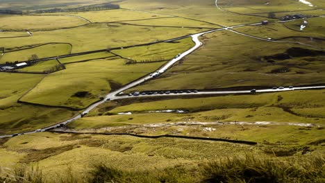 Zeitraffer-Von-Mam-Tor,-Derbyshire,-Der-Die-Straße-Und-Das-Tal-Zeigt