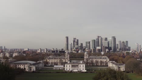 A-view-of-Greenwich,-maritime-museum,-Canary-Wharf-and-London-from-the-top-of-the-observatory