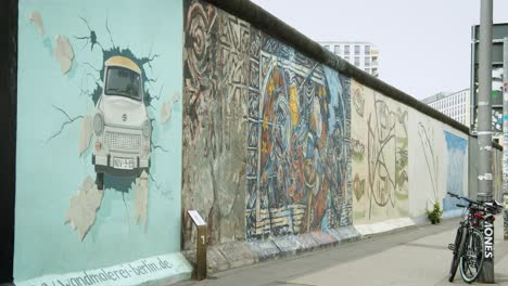 Famous-Trabant-Mural-on-Colorful-Berlin-Wall-at-East-Side-Gallery