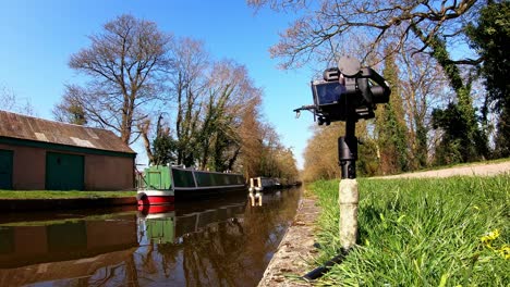 Time-lapse-of-a-camera-capturing-footage-and-photo's-by-the-famous-Llangollen-canal-route-next-to-Pontcysyllte-Aqueduct-in-Wrexham,-in-the-gorgeous-area-of-Wales-designed-by-Thomas-Telford