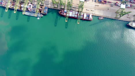 Luftaufnahmen-Des-Kommerziellen-Hafenterminals-In-Singapur