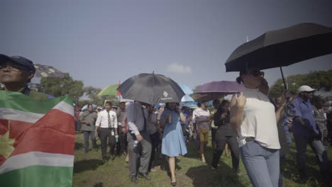 People-walking-towards-camera,-slow-motion