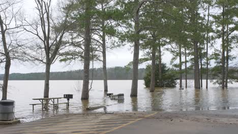 Lago-Allatoona-Georgia-Inundación-Parque-Cámara-Lenta