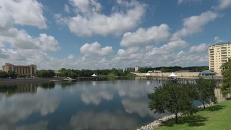 Wunderschöner-Teich-Mit-Altamonte-Quellen-Zur-Erholung