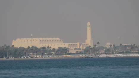 The-national-mosque-of-Qatar-is-the-largest-in-the-country-and-has-capacity-for-30,000-worshippers-in-its-grand-white-prayer-hall