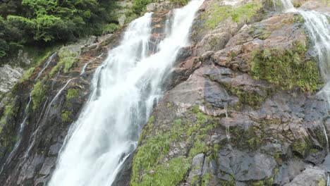 Ohko-Waterfall,-Slowly-Rising-to-Reveal-Peak-on-Yakushima-Japan