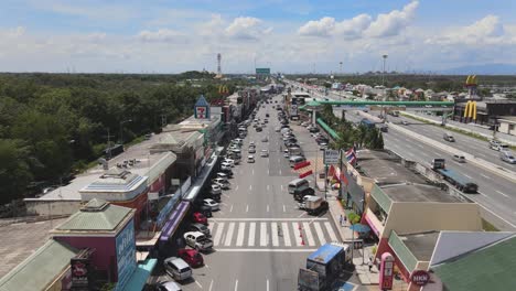 Parking-rest-stop-along-the-highway,-Motorway-Rest-area-service-center,-outbound-Bangkok-to-Chonburi