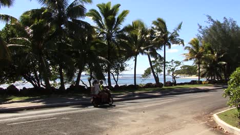 Tráfico-En-Rarotonga,-Islas-Cook