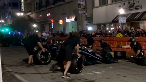 Formula-car-making-pit-stop