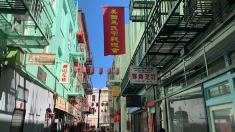 A-famous-alley-in-San-Francisco's-Chinatown-where-people-can-take-a-self-guided-tour-of-a-historic-Fortune-Cookie-Factory-still-operating-today