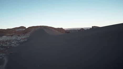 Black-sand-dune-in-Atacama-Desert