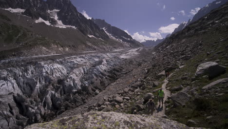 Timelapse-during-daylight-of-the-Glacier-d´Argentiere,-Chamonix-Valley