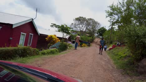 Fahren-In-Den-Ländlichen-Dörfern-Von-Grenada