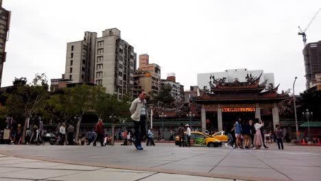 Taipei,-Taiwan,-Temple,-pan-left-to-right,-Time,-Lapse,-10Sec,-HD