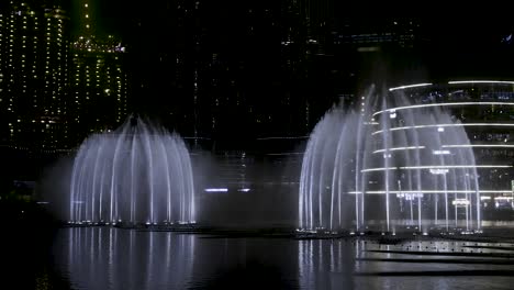 Ein-Zeitlupenvideo-Des-Dubai-Brunnens