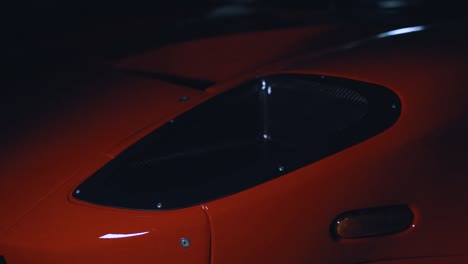 Roter-Ford-GT-GT3-Super-Auto-Scheinwerfer-Wird-Ans-Licht-Gebracht