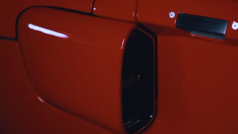 Red-Ford-GT-GT3-Super-Car-Side-Scoop-Reflecting-Light