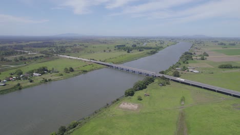 Macleay-Valley-Bridge-Across-Macleay-River-In-Kempsey,-New-South-Wales,-Australia