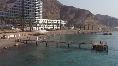 Snorkellers-at-Eilat-princess-beach-from-wooden-pavement-Israel