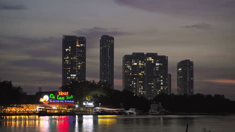 Twilight-time-illumination-city-riverside-restaurant