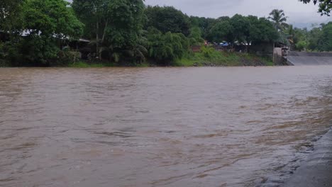 Water-Flood-On-River-After-Heavy-Rain---wide-shot