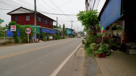 Camionetas-Que-Transportaban-Comestibles-En-El-Distrito-De-Na-Noi,-Tailandia