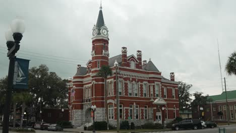 Antiguo-Ayuntamiento-De-Brunswick-Georgia-En-Un-Día-Nublado