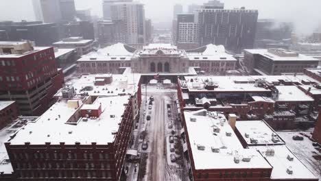 Cars,-traffic,-icy-roads-and-Union-Station-during-Blizzard