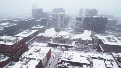 Blizzard-hitting-City