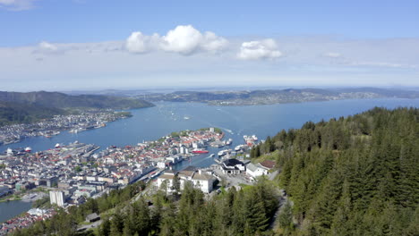 Beautiful-drone-shot-of-Bergen,-Norway,-from-above-Mount-Fløyen