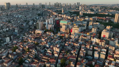 Blick-Am-Frühen-Morgen-über-Die-Stadt-Istanbul