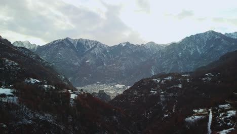 Región-Montañosa-De-Verres-En-Los-Alpes-Italianos