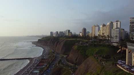 Drone-footage-of-the-coast-of-Lima,-Peru-from-Miraflores