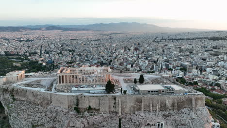 Early-morning-aerial-views-over-the-Acropolis-in-Athens,-Greece