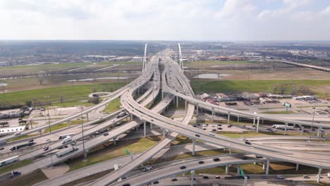 Dallas,-TX.-Huge-transportation-hub