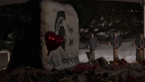 Red-Balloon-Michigan-State-University-Mass-shooting-memorial-at-the-Rock