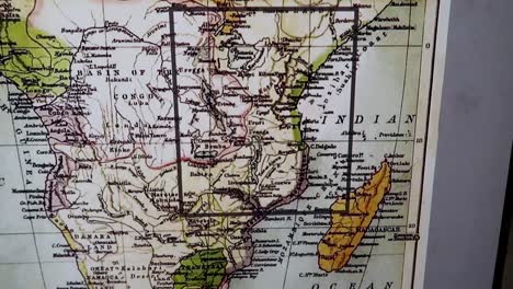 Karte-Von-Afrika-Mit-Einem-Quadrat,-Das-Die-Ostafrikanische-Seite-Zeigt,-Wohin-Sklaven-Gebracht-Wurden