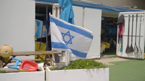 Bandera-De-Tel-Aviv-Ondeando-Al-Viento-En-Cámara-Lenta