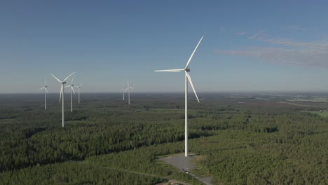 Large-rotor-wind-electric-generator