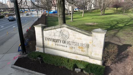 Universidad-De-Pittsburgh,-Fundada-En-1787