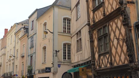 Timber-framing-Architecture-In-The-City-Center-Of-Angers,-France---panning