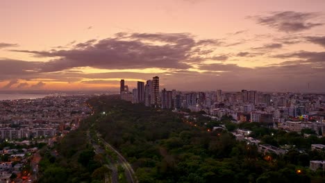 Sky-at-sunset-seen-from-Mirador-Sur,-Santo-Domingo-skyline