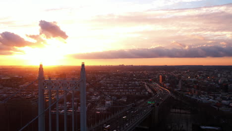 Aerial-view-of-traffic-on-the-Robert-F