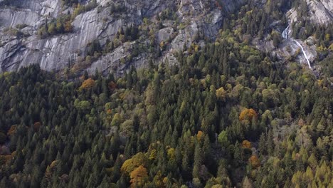 Wood-in-the-alpine-valley-of-Val-di-Mello,-Sondrio