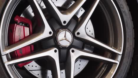 Slow-rotating-shot-showing-off-the-fresh-diamond-cut-Mercedes-Benz-alloy-wheels