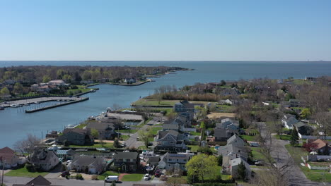A-high-angle-view-over-Bay-Shore,-NY,-on-a-sunny-day-with-clear-skies