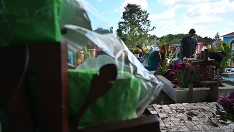 Cementerio-Mexicano-En-El-Día-De-La-Muerte