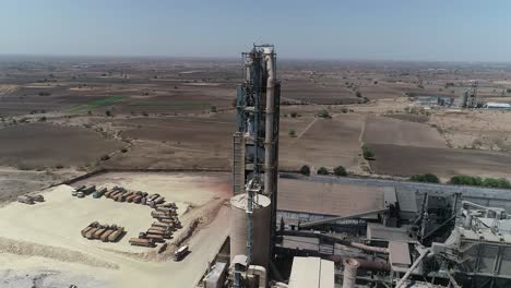 Planta-De-Fabricación-De-Cemento,-Vista-Aérea-De-Arriba-Hacia-Abajo